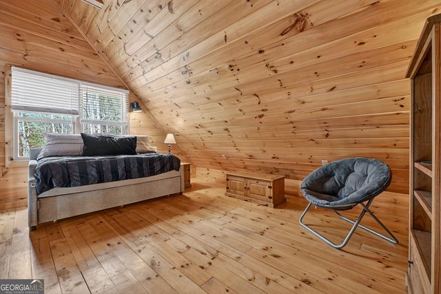 541 Hillsdale Drive, Ellijay, GA 30540