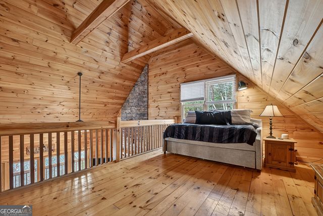 541 Hillsdale Drive, Ellijay, GA 30540