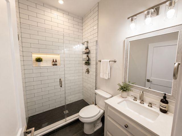 4819 Main Street 202, Skokie, IL 60077