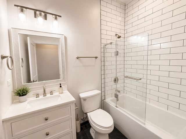 4819 Main Street 202, Skokie, IL 60077