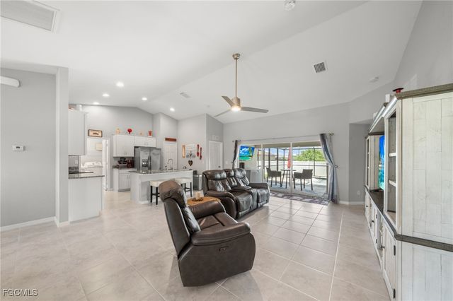 2805 NW 12th LN, Cape Coral, FL 33993
