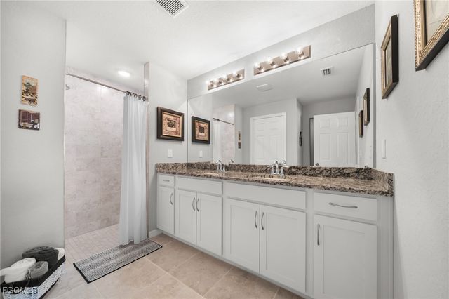 2805 NW 12th LN, Cape Coral, FL 33993