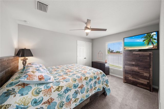 2805 NW 12th LN, Cape Coral, FL 33993