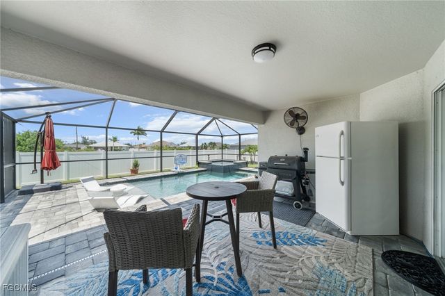 2805 NW 12th LN, Cape Coral, FL 33993