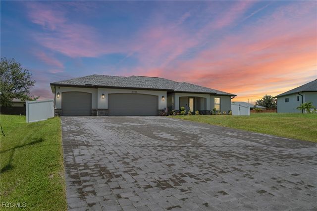 2805 NW 12th LN, Cape Coral, FL 33993