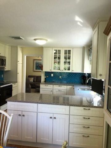 421 Bellevue Avenue 3C, Newport, RI 02840