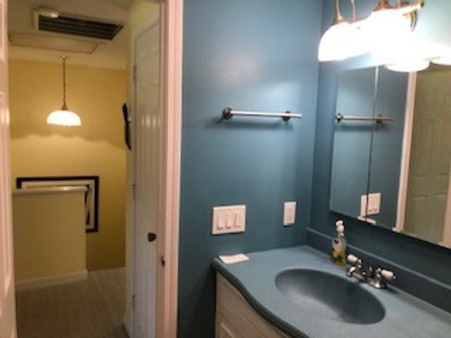 421 Bellevue Avenue 3C, Newport, RI 02840