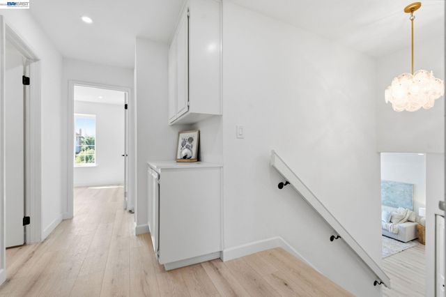 935 Granite Ct, Martinez, CA 94553