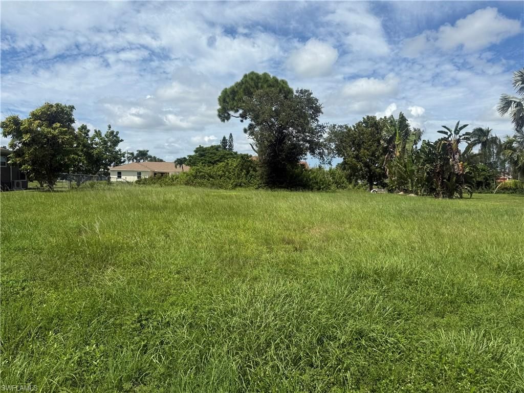 404 SE 9th PL, CAPE CORAL, FL 33990 — photo 4