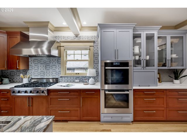 2415 Ne 24TH Ave, Portland, OR 97212