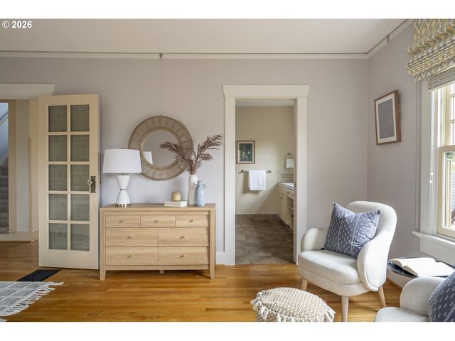 2415 Ne 24TH Ave, Portland, OR 97212