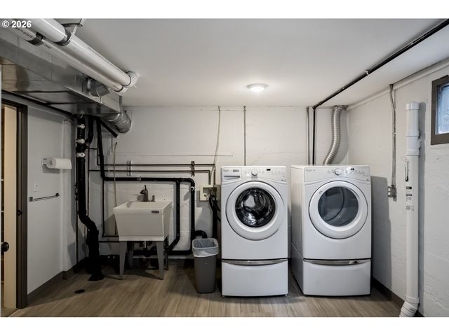 2415 Ne 24TH Ave, Portland, OR 97212