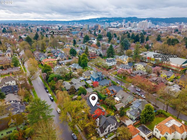 2415 Ne 24TH Ave, Portland, OR 97212