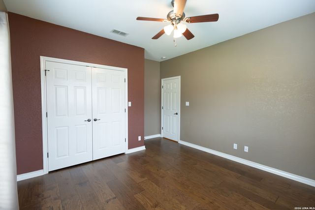 717 Jack Nicklaus, Devine, TX 78016