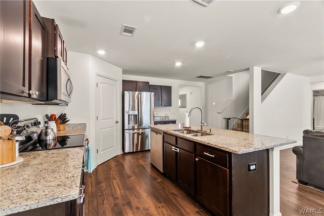 3721 Cattail, Northport, AL 35473