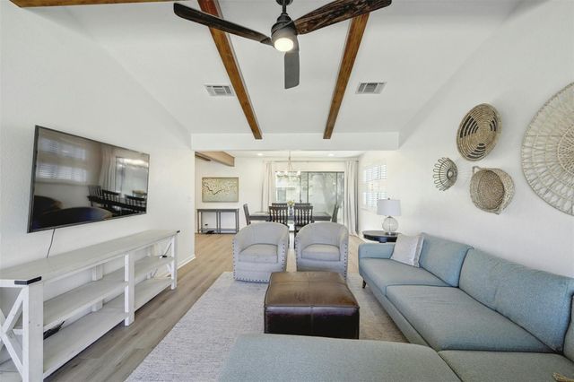 608 Sombrero DR, Horseshoe Bay, TX 78657