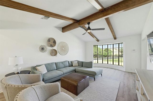 608 Sombrero DR, Horseshoe Bay, TX 78657