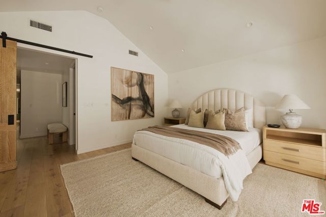 521 Loring Avenue, Los Angeles, CA 90024