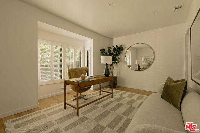 521 Loring Avenue, Los Angeles, CA 90024