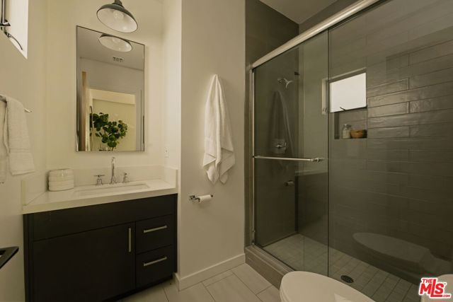 521 Loring Avenue, Los Angeles, CA 90024