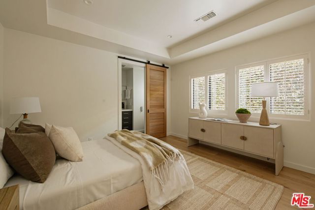 521 Loring Avenue, Los Angeles, CA 90024