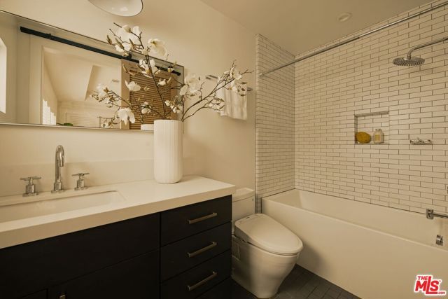 521 Loring Avenue, Los Angeles, CA 90024