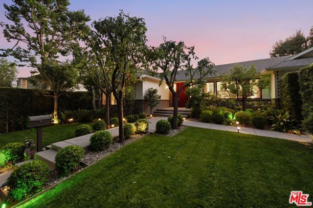521 Loring Avenue, Los Angeles, CA 90024