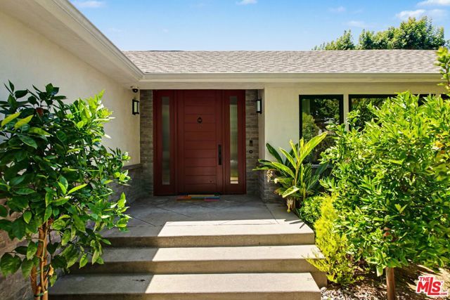 521 Loring Avenue, Los Angeles, CA 90024