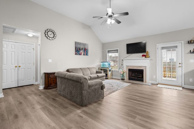 2601 Danbury Cir, Spring Hill, TN 37174