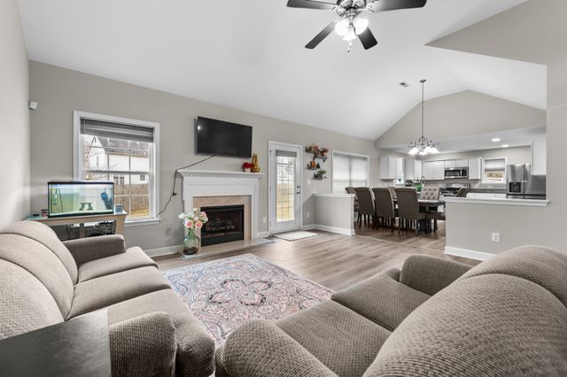 2601 Danbury Cir, Spring Hill, TN 37174