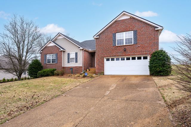 2601 Danbury Cir, Spring Hill, TN 37174
