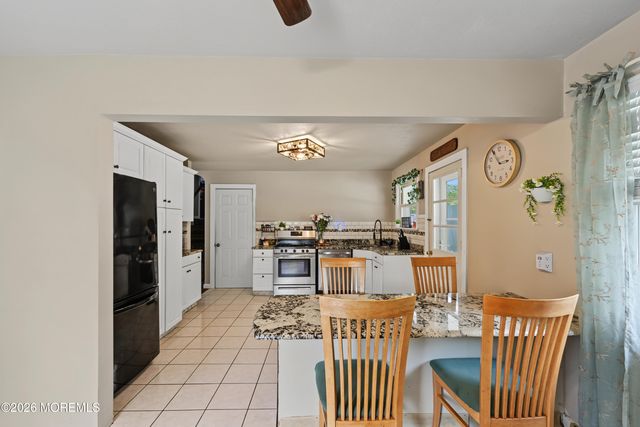 549 Gilford Avenue, Toms River, NJ 08753