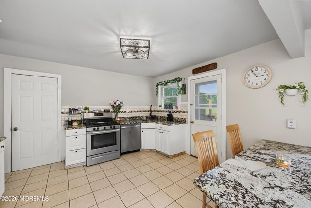 549 Gilford Avenue, Toms River, NJ 08753