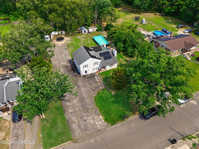 549 Gilford Avenue, Toms River, NJ 08753