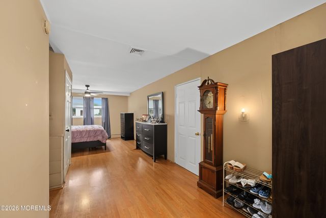 549 Gilford Avenue, Toms River, NJ 08753