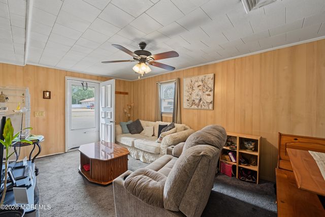 549 Gilford Avenue, Toms River, NJ 08753