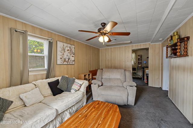 549 Gilford Avenue, Toms River, NJ 08753