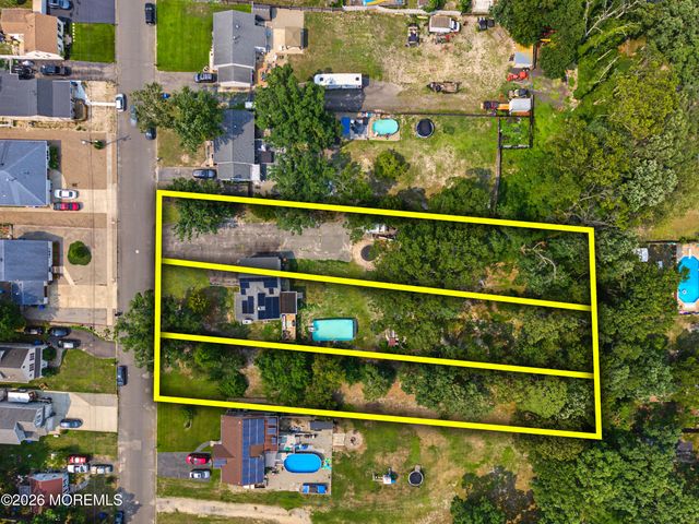549 Gilford Avenue, Toms River, NJ 08753