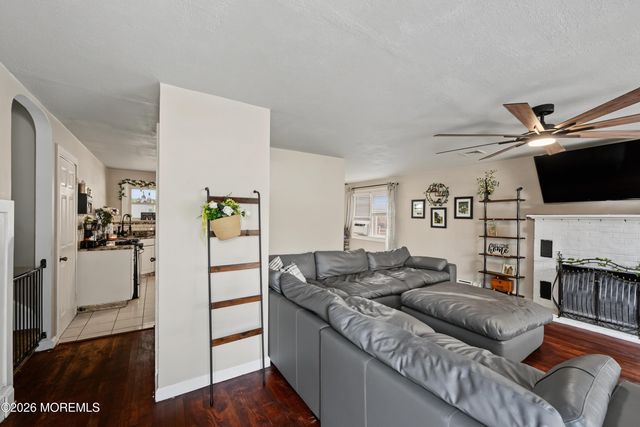 549 Gilford Avenue, Toms River, NJ 08753