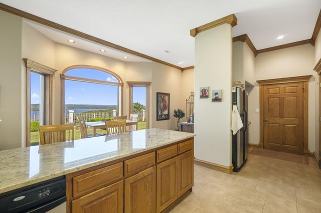 164 Omega Lane, Kimberling City, MO 65686