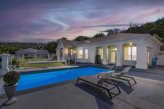 164 Omega Lane, Kimberling City, MO 65686
