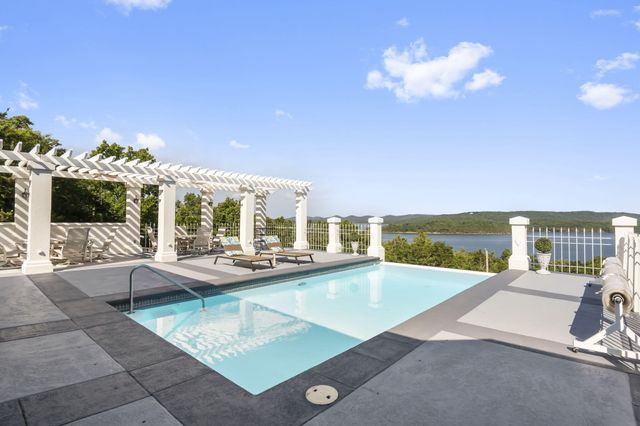 164 Omega Lane, Kimberling City, MO 65686