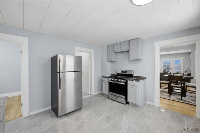 203 Sprenger Avenue, Buffalo, NY 14211