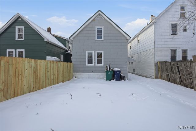 203 Sprenger Avenue, Buffalo, NY 14211