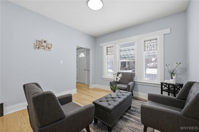 203 Sprenger Avenue, Buffalo, NY 14211