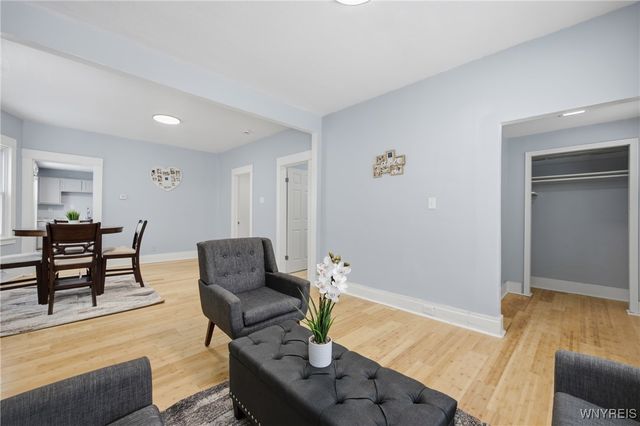 203 Sprenger Avenue, Buffalo, NY 14211