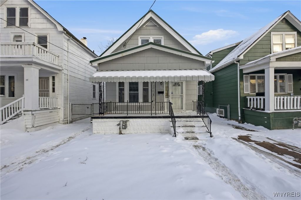 203 Sprenger Avenue, Buffalo, NY 14211