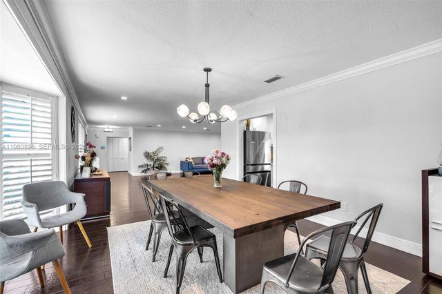 8700 SW 83rd Ct, Miami, FL 33143