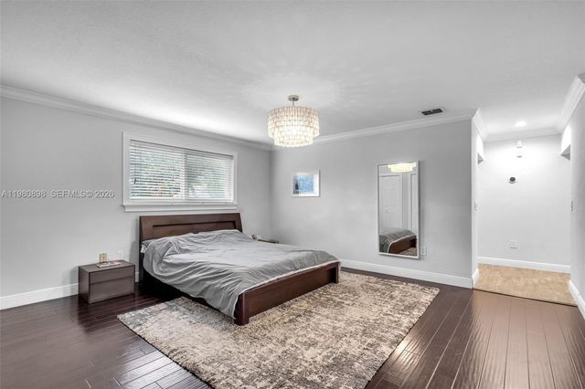 8700 SW 83rd Ct, Miami, FL 33143