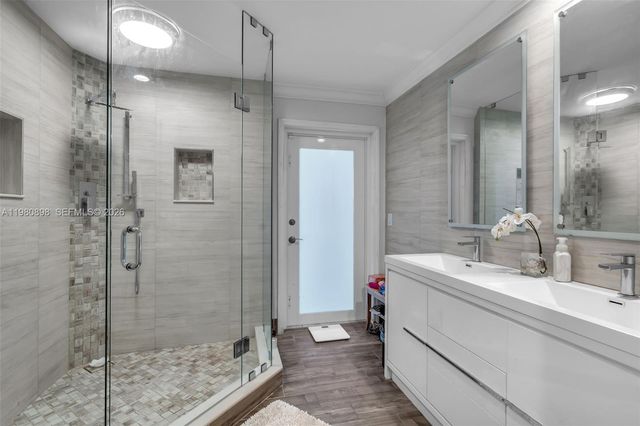 8700 SW 83rd Ct, Miami, FL 33143